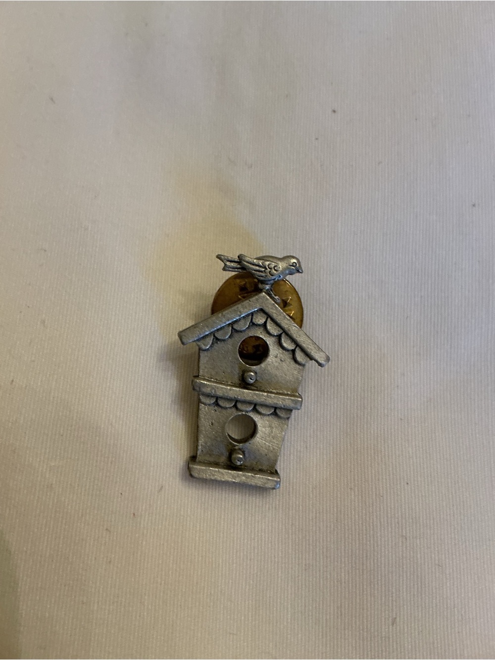 JJ Silver-Tone Decorative Pin Set - Birdhouse, Handbag & Shoe - Picture 4 of 5